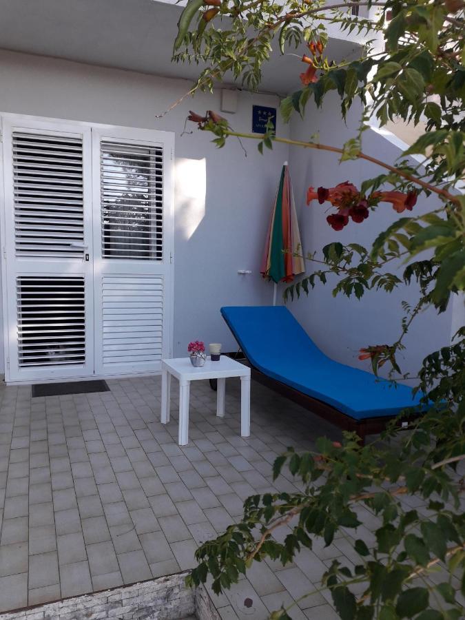 Holiday Home Novalja Bagian luar foto